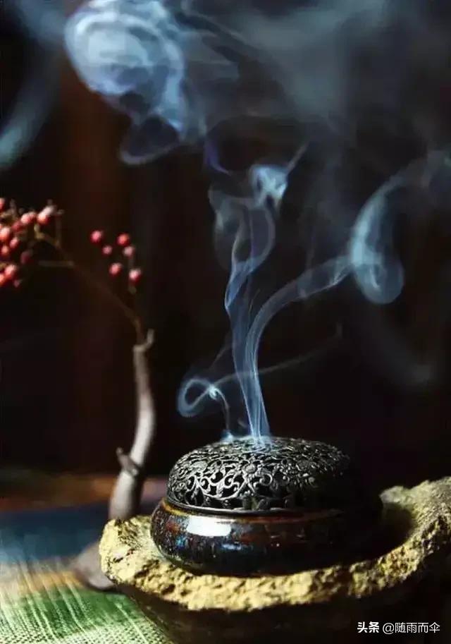 色即是空怎么解释（色即是空的下一句）